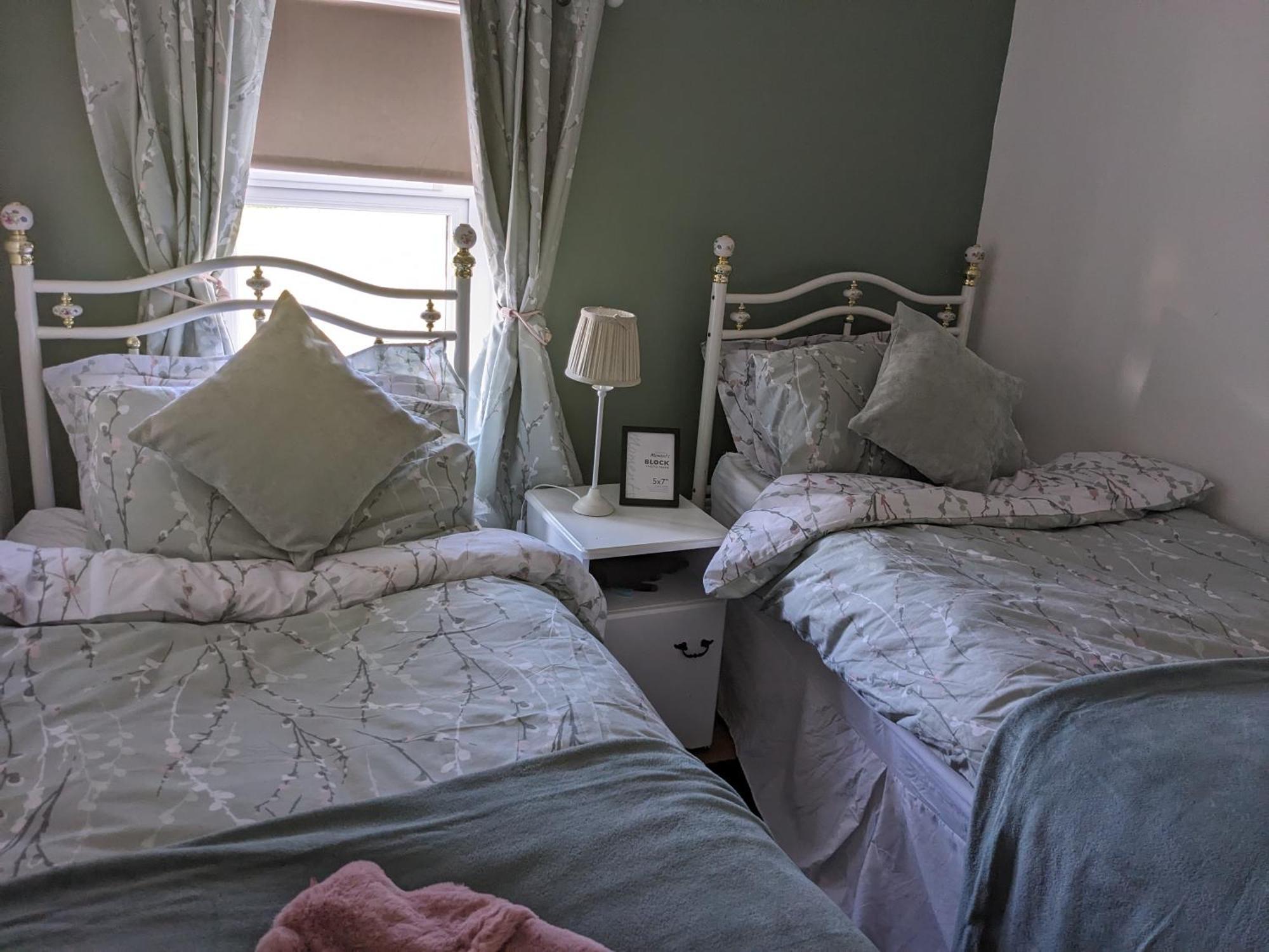 Cosy Cottage With Sea & Mountain Views Carnlough Kültér fotó